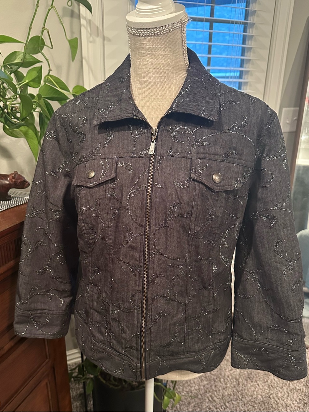 Peter Nygard Dark Gray Embroidered Denim Jacket